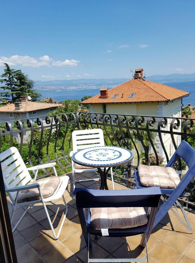 Villa Niki Rezine Ловран Экстерьер фото