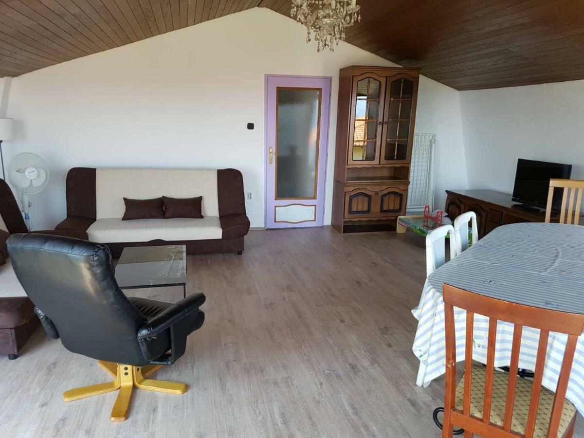 Villa Niki Rezine Ловран Экстерьер фото